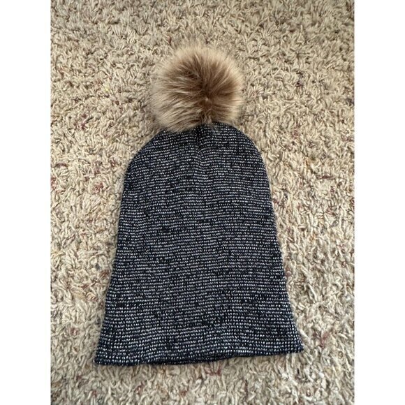 Black and Gold Pompom‎ Beanie, pompom beanie, black beanie, womens beanie - Picture 1 of 3